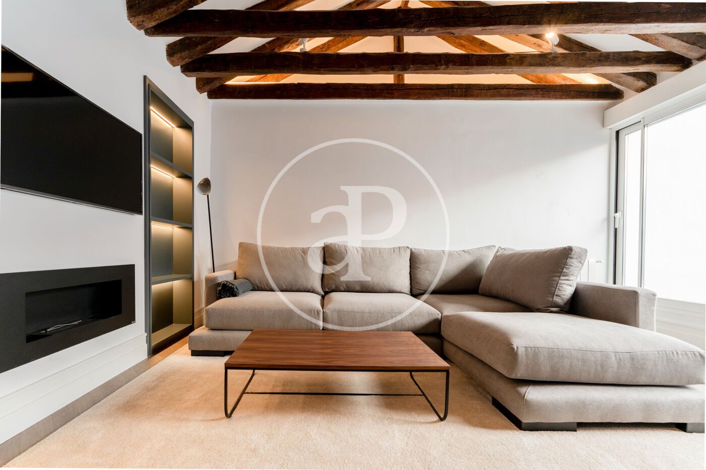 Sala d'estar de Àtic de lloguer en  Madrid Capital amb Aire condicionat, Calefacció i Terrassa