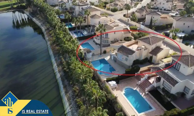 Villa mit Pool zum Verkauf in Orihuela Costa
