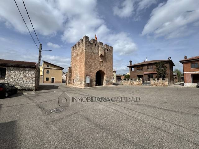 Casa-chalet en Venta en Santa María del Campo