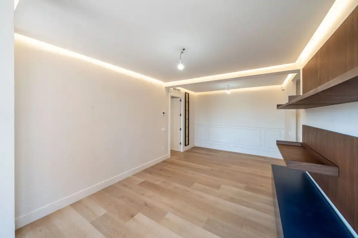 Flat with pool for sale in Avenida de Ramón y Cajal, imagen 5