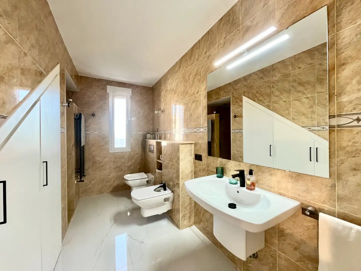Baño de Casa adosada en venta en Cuevas del Almanzora con Aire acondicionado, Terraza y Amueblado