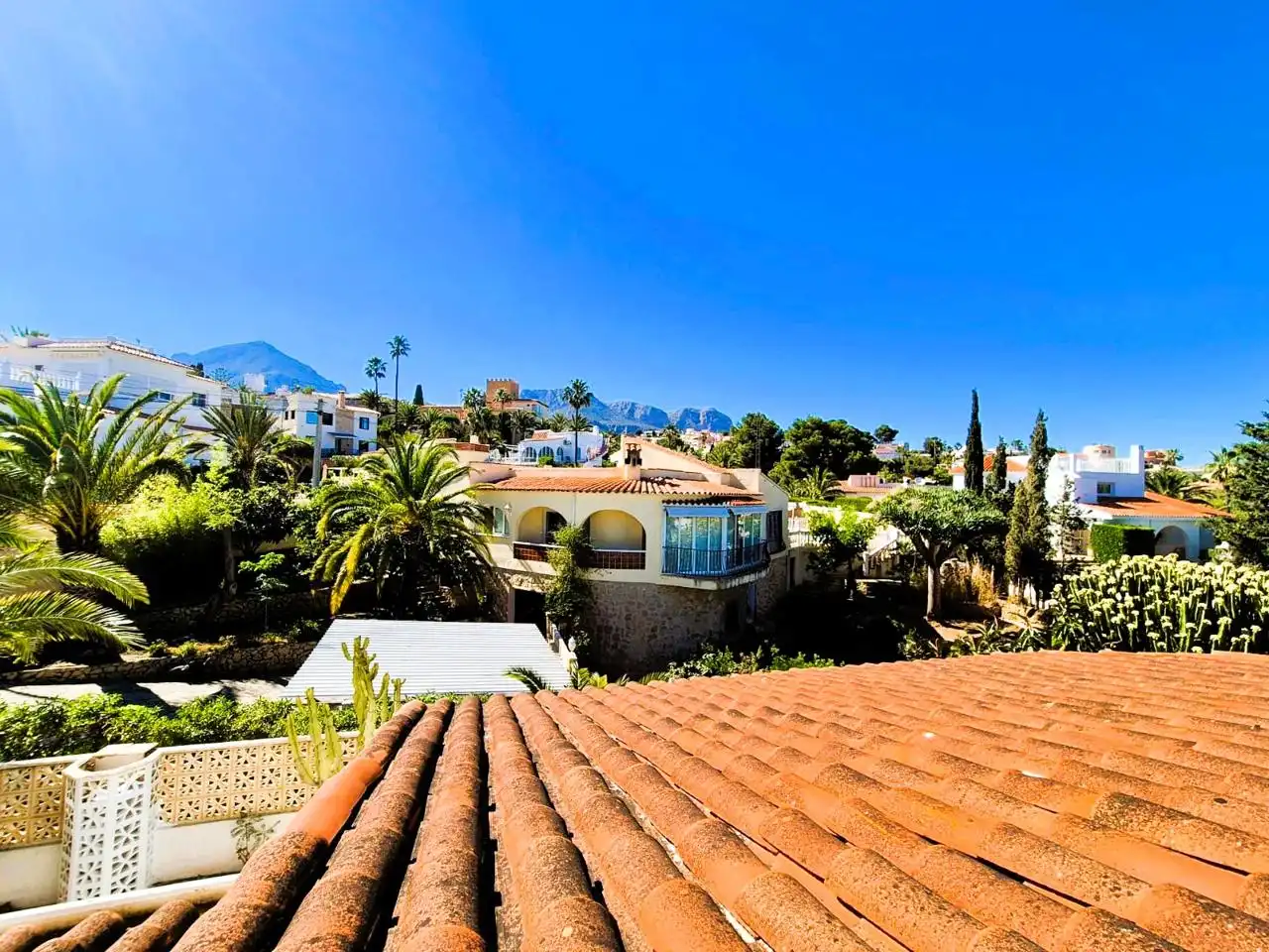 Vista exterior de Casa o chalet en venta en La Nucia con Jardín privado y Terraza