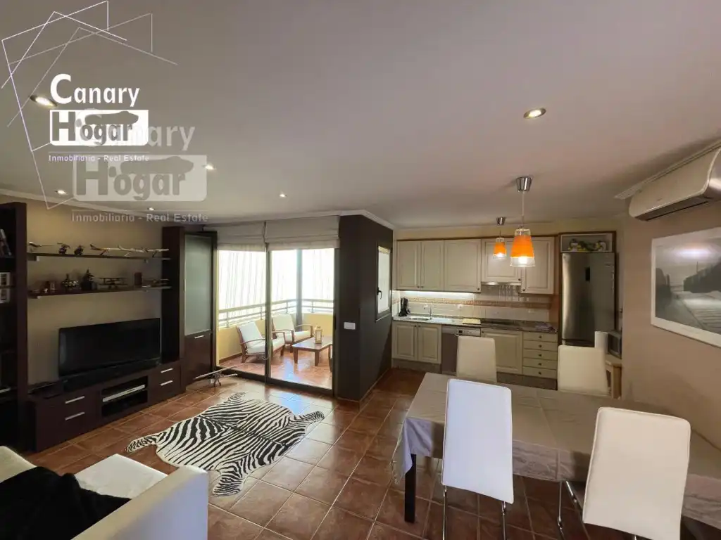 Living room of Houses for sale in Granadilla de Abona  with Air Conditioner, Heating and Private garden