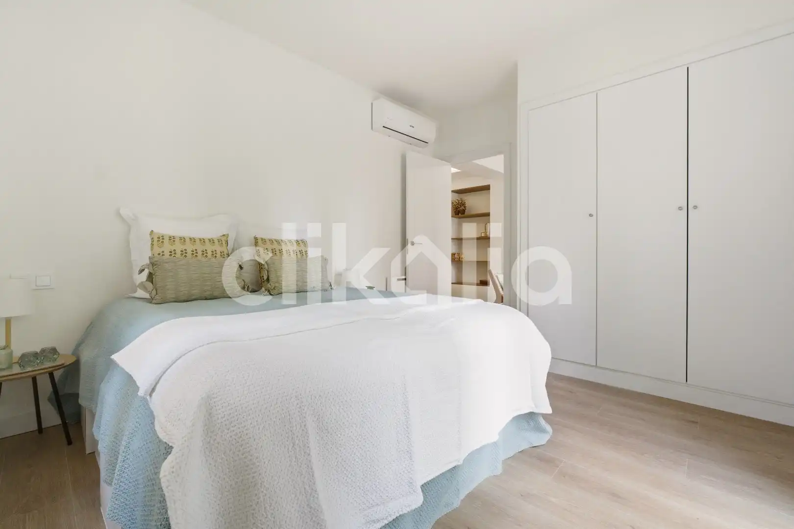 Schlafzimmer von Wohnung zum Verkauf in Madrid mit Klimaanlage, Heizung und Terrasse