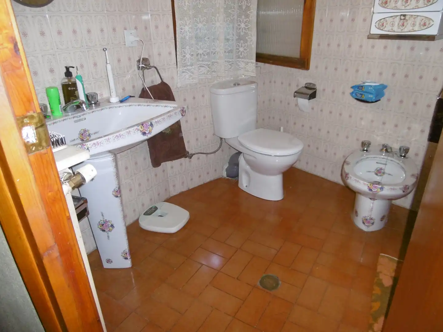 Badezimmer von Wohnung zum Verkauf in Astorga mit Heizung, Parkett und Terrasse