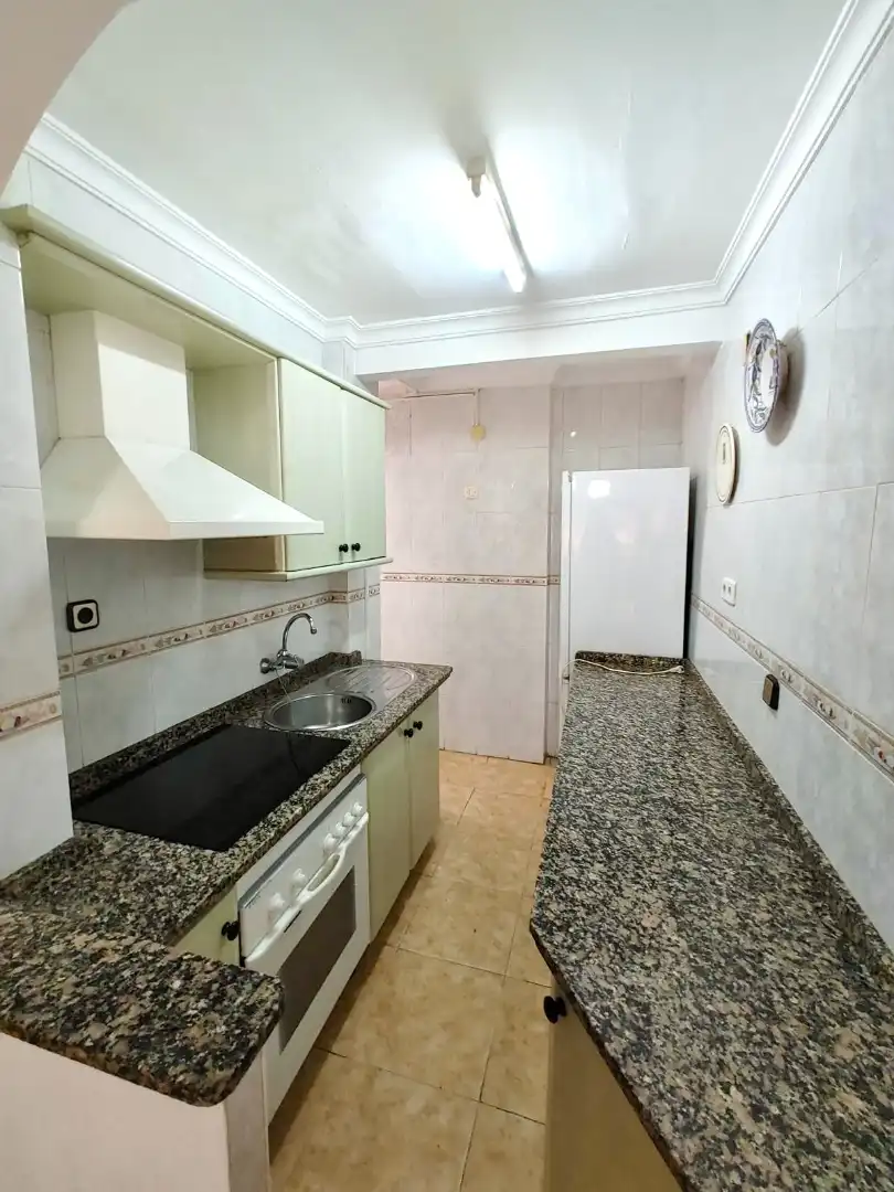 Kitchen of Ground floor for sale in Mairena del Aljarafe  with Furnished