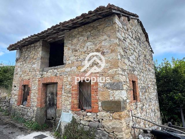 Casa-chalet en Venta en MERE en Vibaña - Ardisana - Caldueño