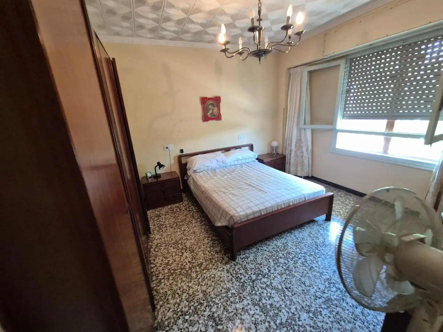 Dormitori de Casa o xalet en venda en Elda amb Jardí privat, Terrassa i Traster
