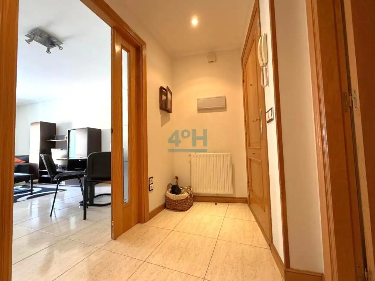 Apartamento en venta en O Grove   con Calefacción, Terraza y Amueblado