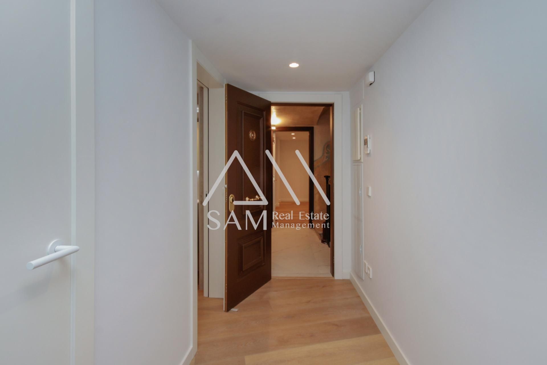Planta baja for sale in  Barcelona Capital  with Community pool