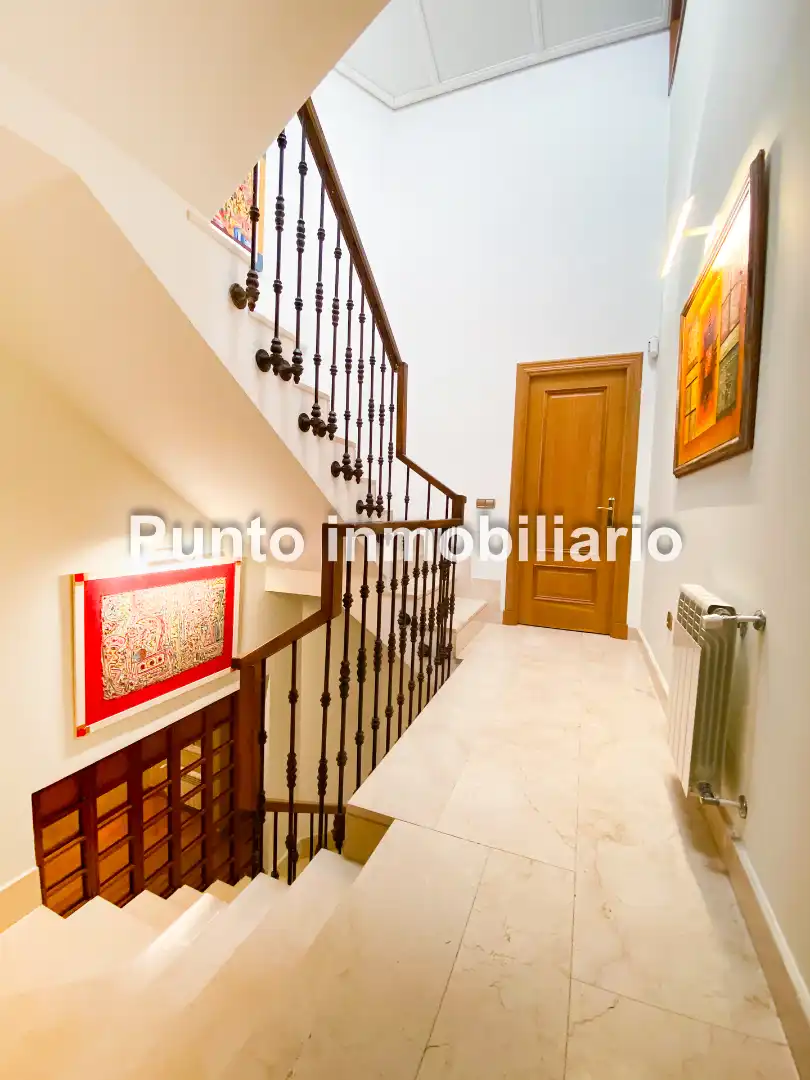 Casa adosada de alquiler en Valladolid con Aire acondicionado, Calefacción y Jardín privado