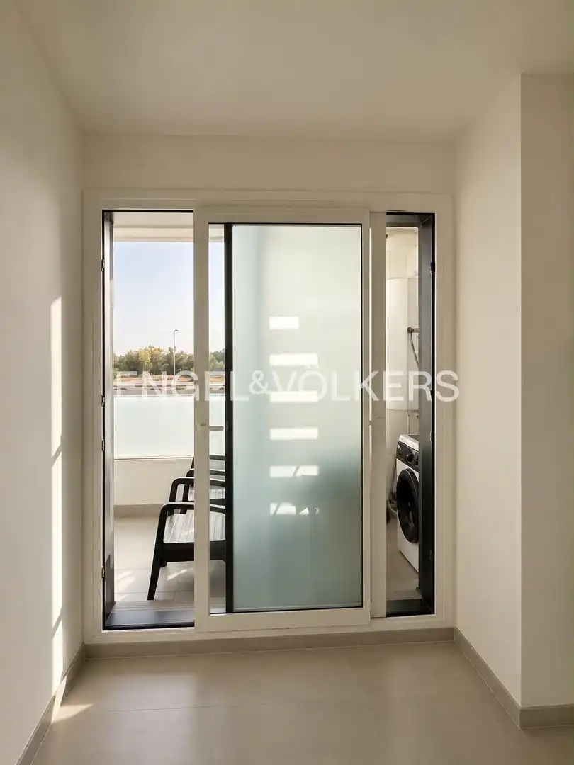 Piso con terraza en alquiler en Entrenúcleos, imagen 17
