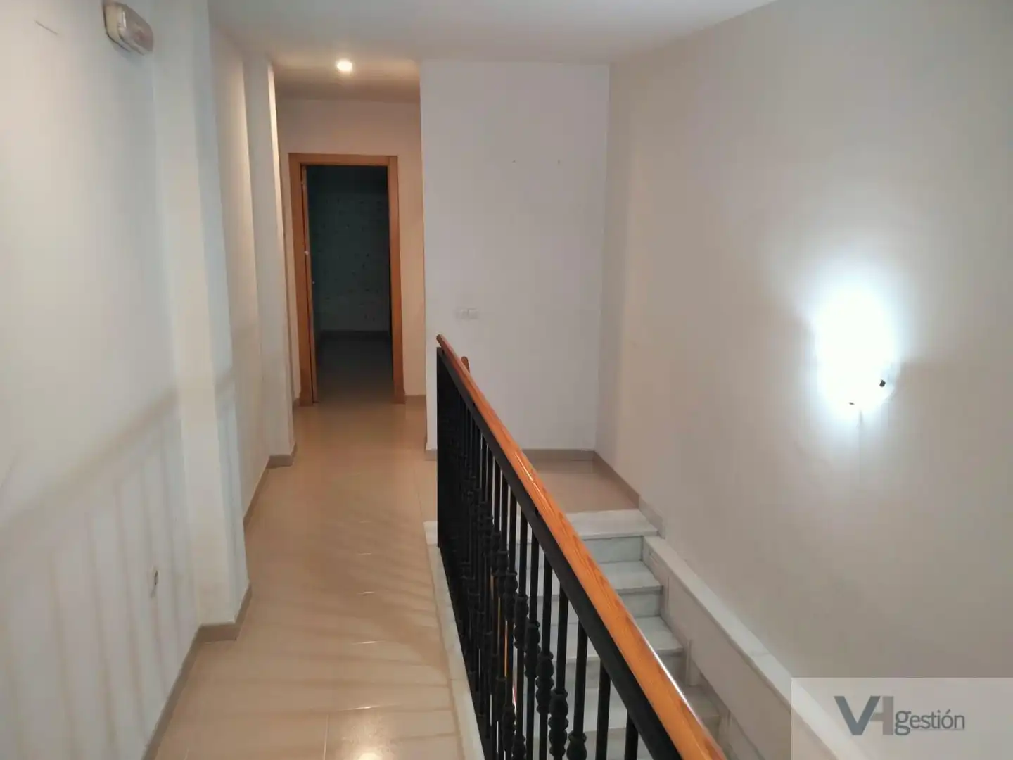 Maisonette zum Verkauf in Villamartín mit Klimaanlage und Terrasse