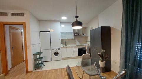 Foto 3 de Piso de alquiler en Calle Jovellanos, Centro,  Almería Capital