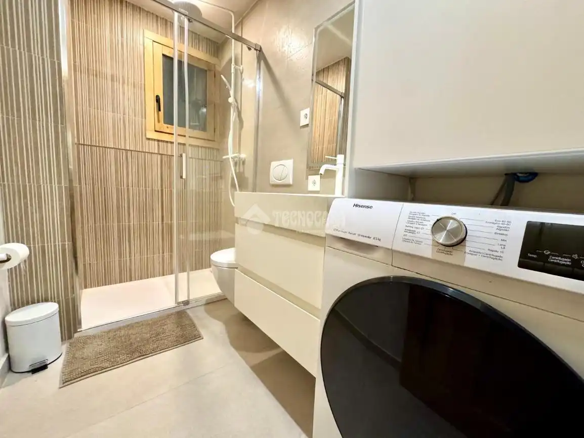 Piso en venta en Carrer d'Elkano, imagen 4
