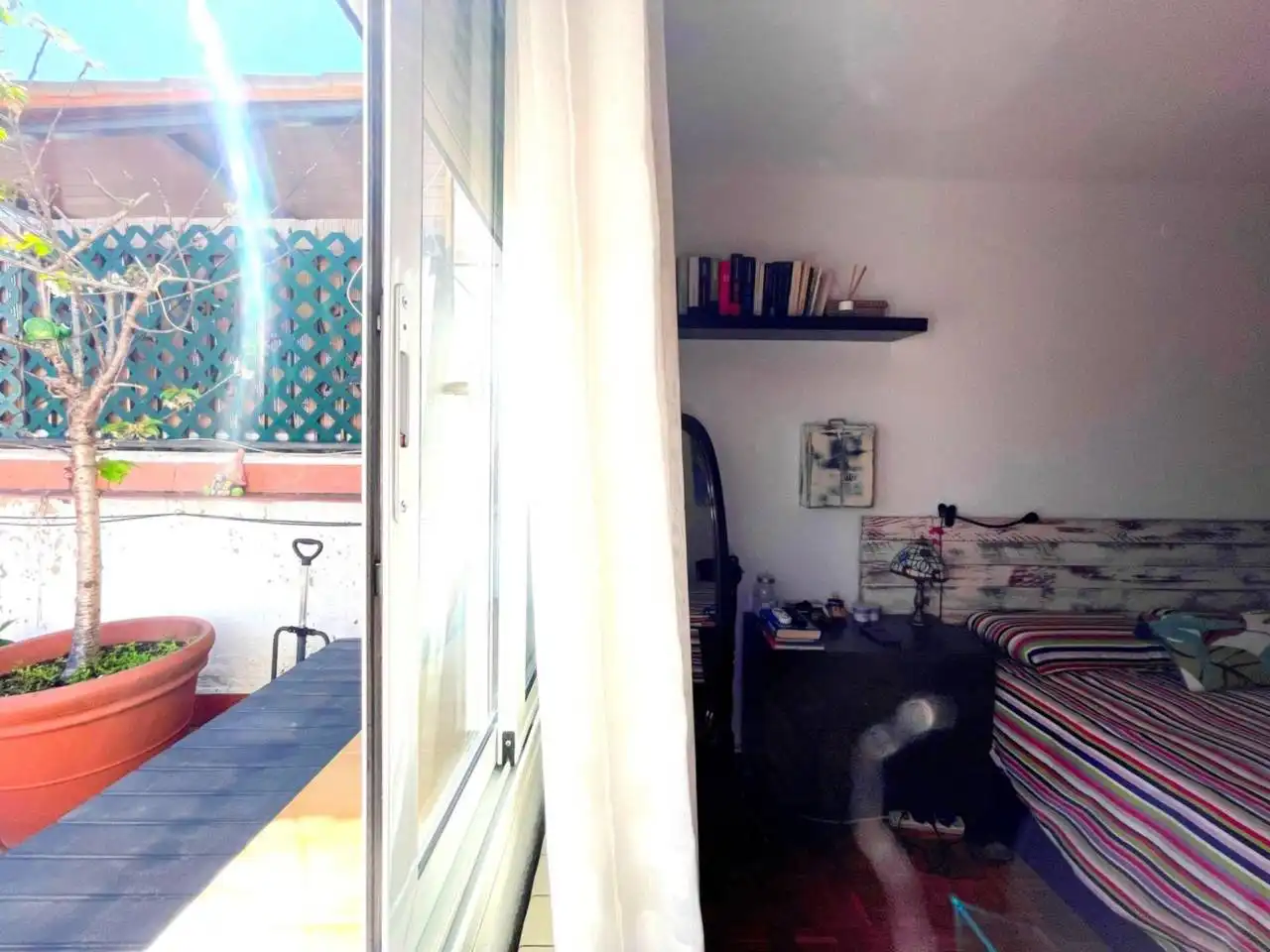 Schlafzimmer von Dachboden zum Verkauf in Cerdanyola del Vallès mit Klimaanlage, Heizung und Parkett