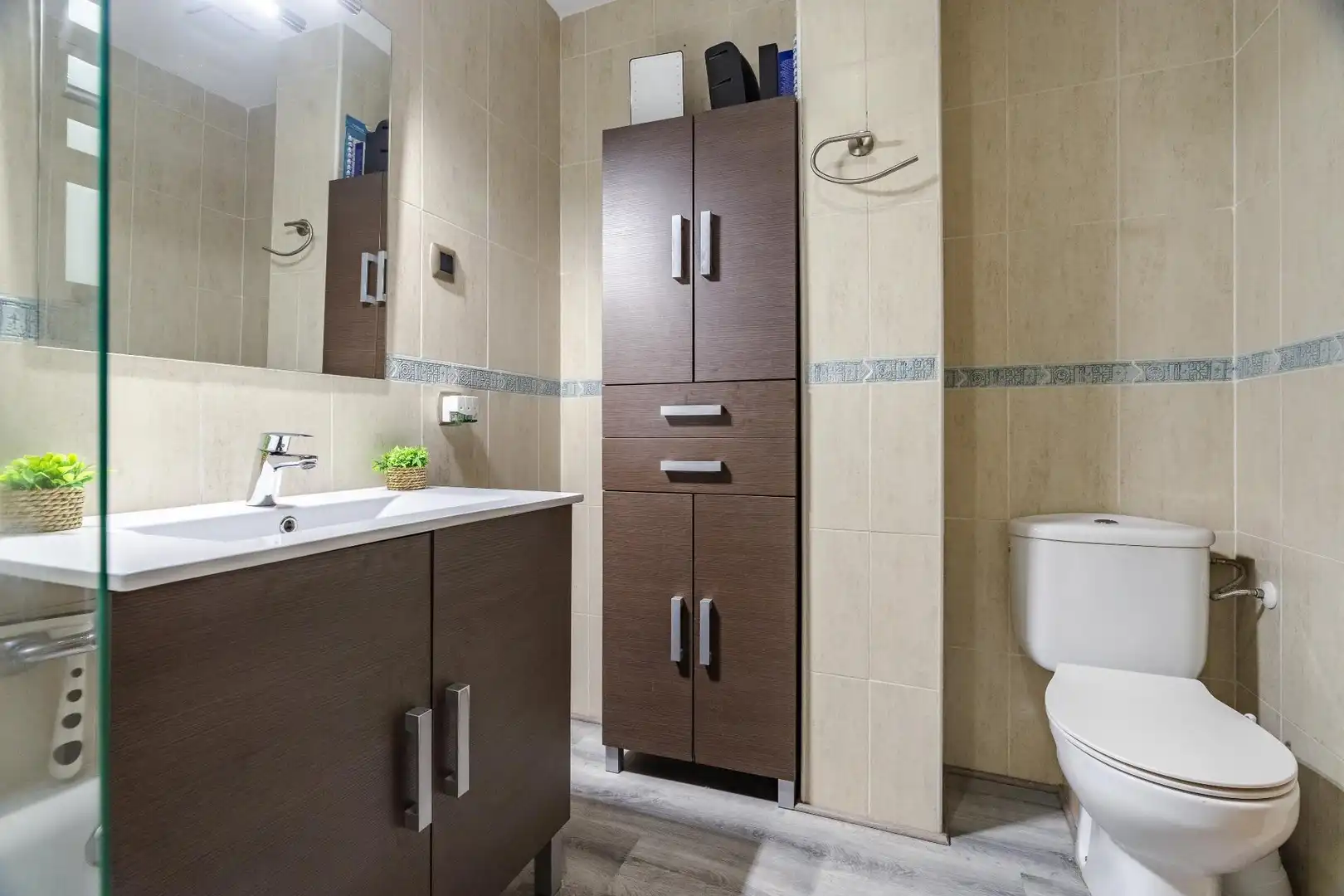 Badezimmer von Dachboden zum Verkauf in El Vendrell mit Heizung, Parkett und Terrasse