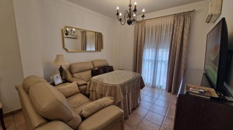 Foto 3 de Pis en venda a Lora del Río, Sevilla