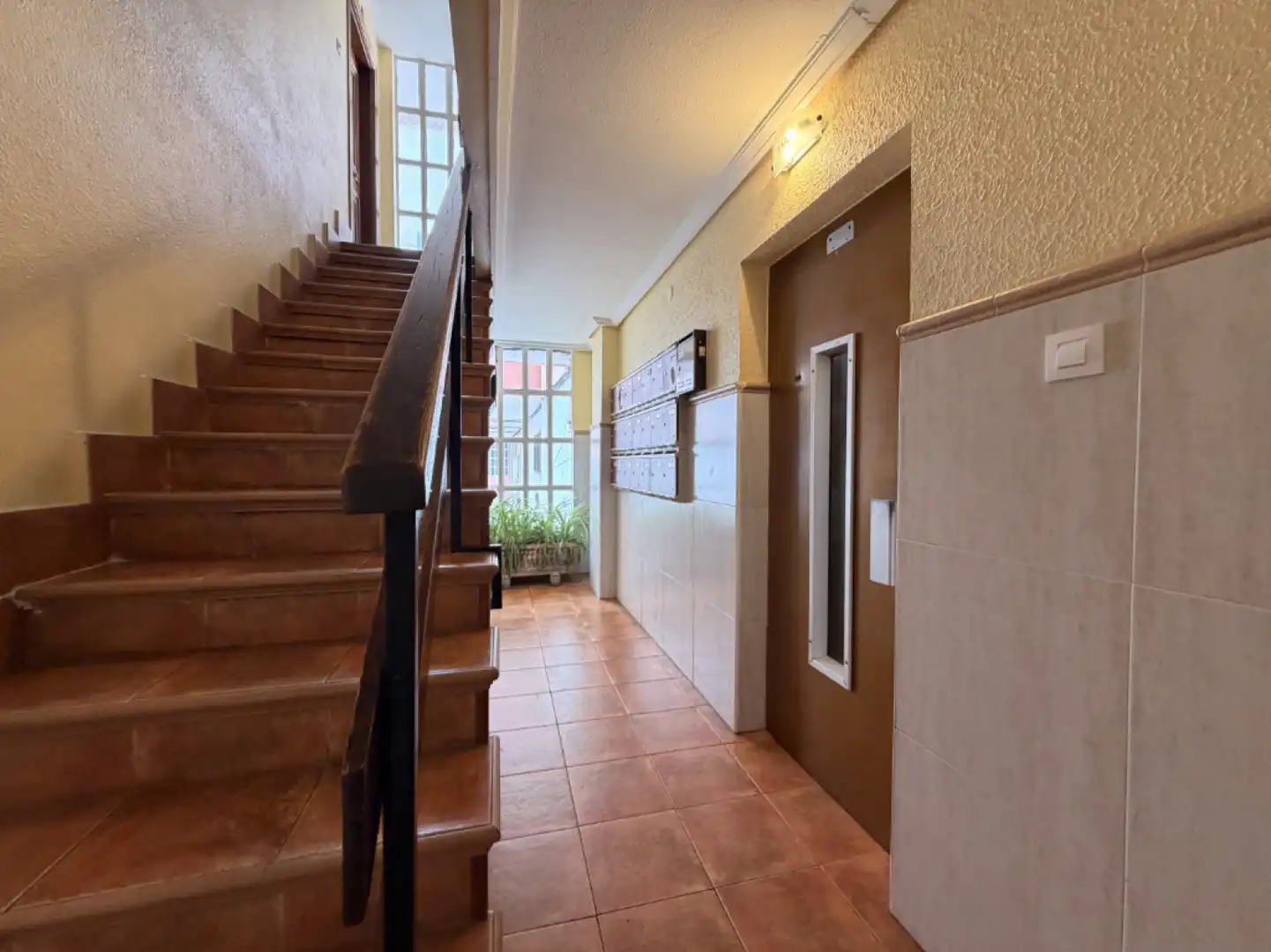 Wohnung zur Miete in Los Corrales de Buelna  mit Heizung, Privatgarten und Parkett