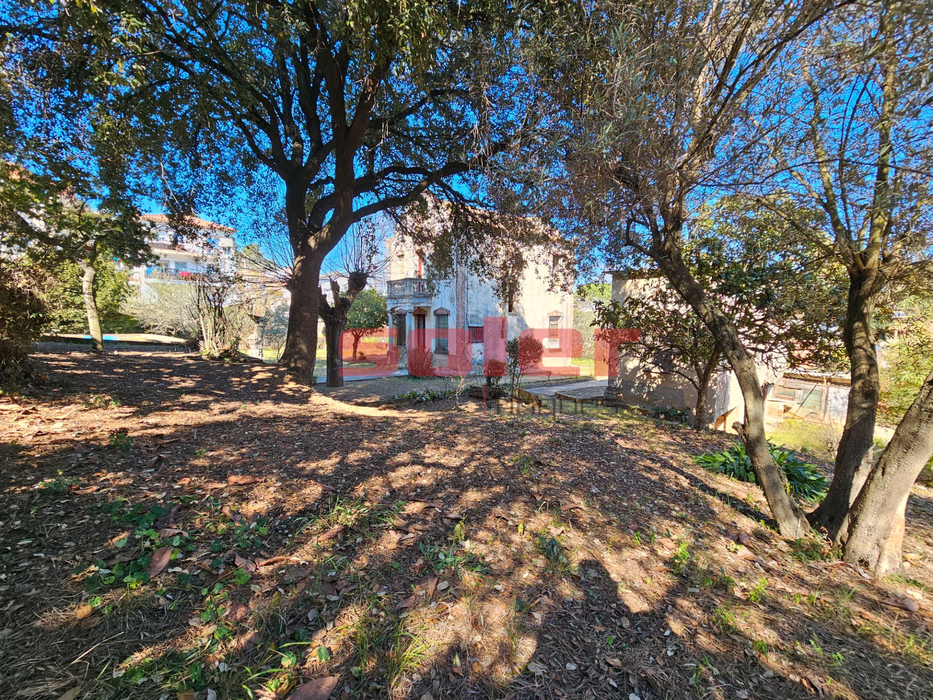 Vista exterior de Casa o xalet en venda en Sant Cugat del Vallès amb Jardí privat i Piscina