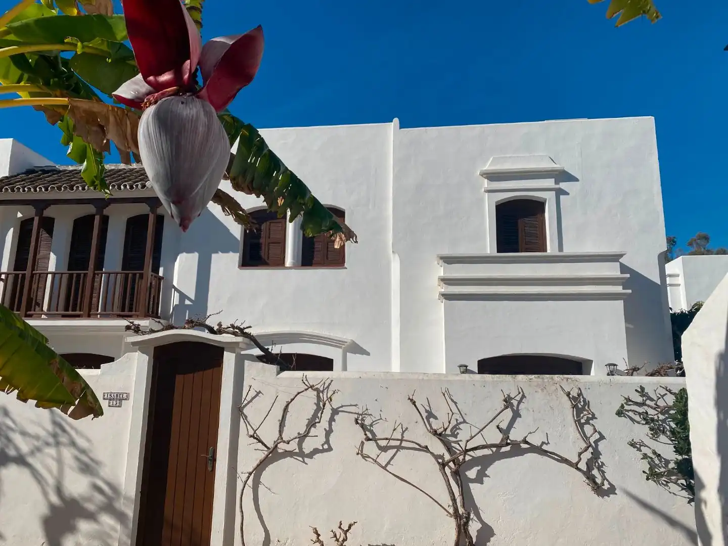 Vista exterior de Casa adosada de alquiler en Estepona con Aire acondicionado, Calefacción y Terraza