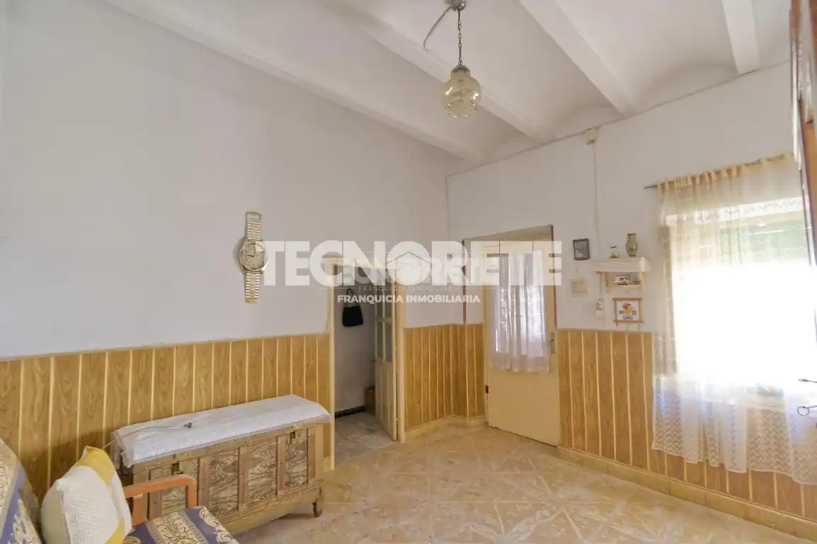 Casa adosada en venta en Consuegra con Jardín privado