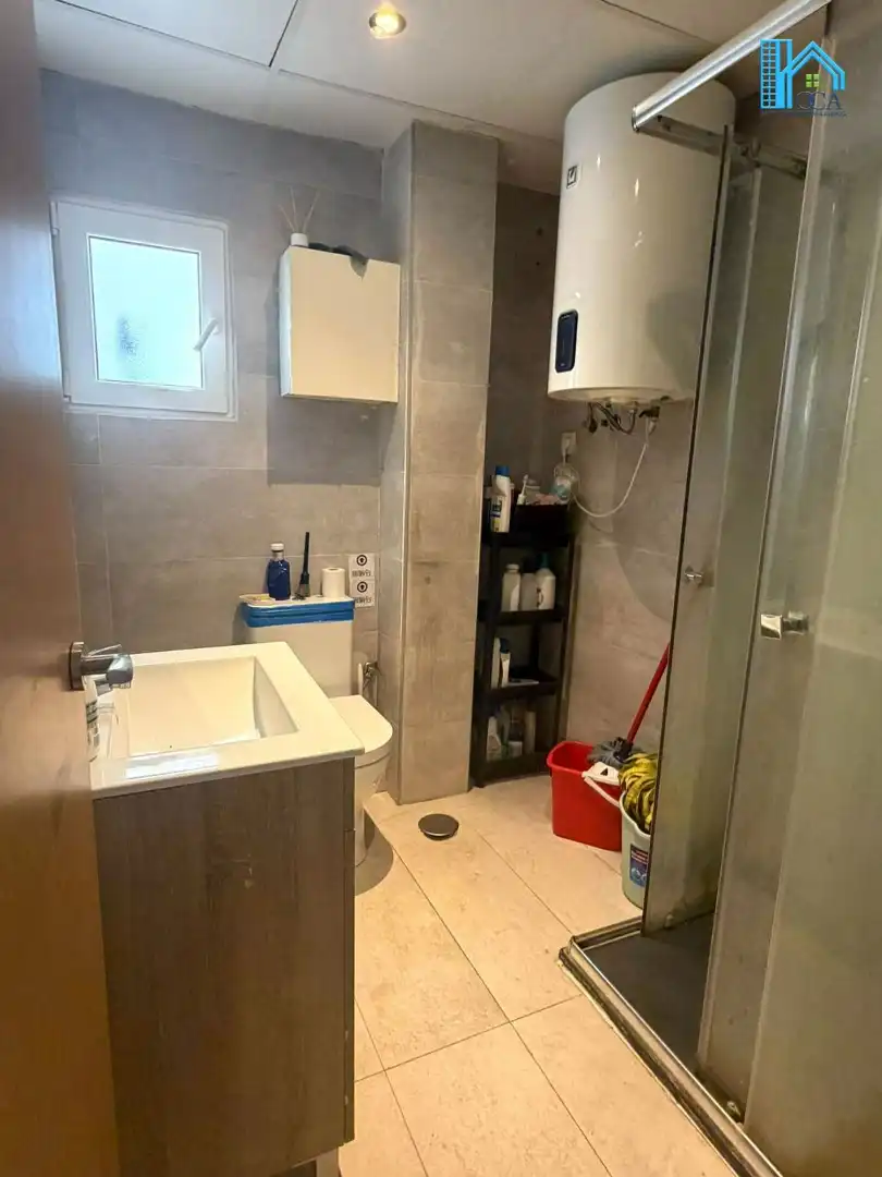 Baño de Piso en venta en Madrid con Aire acondicionado y Amueblado
