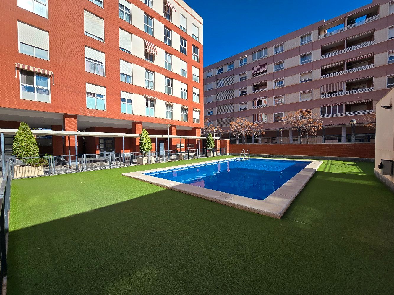 Swimming pool of Flat for sale in Alicante / Alacant  with Air Conditioner, Terrace and Oven