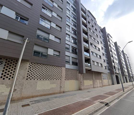 Local comercial en Venta en Parque Ribalta - Plaza de Toros