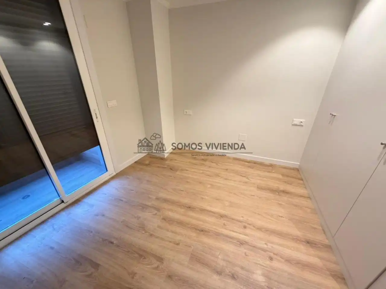 Habitación de Apartamento de alquiler en Ourense Capital  con Calefacción y Balcón