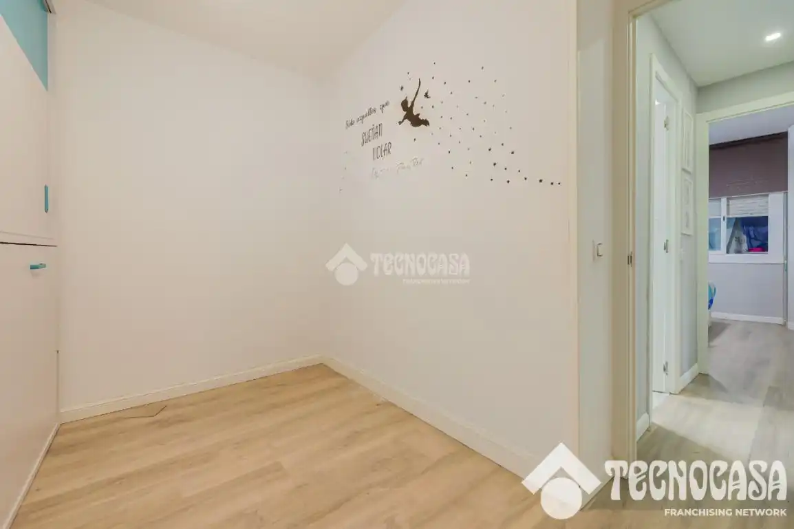 Piso con terraza en venta en Nou Barris, imagen 15