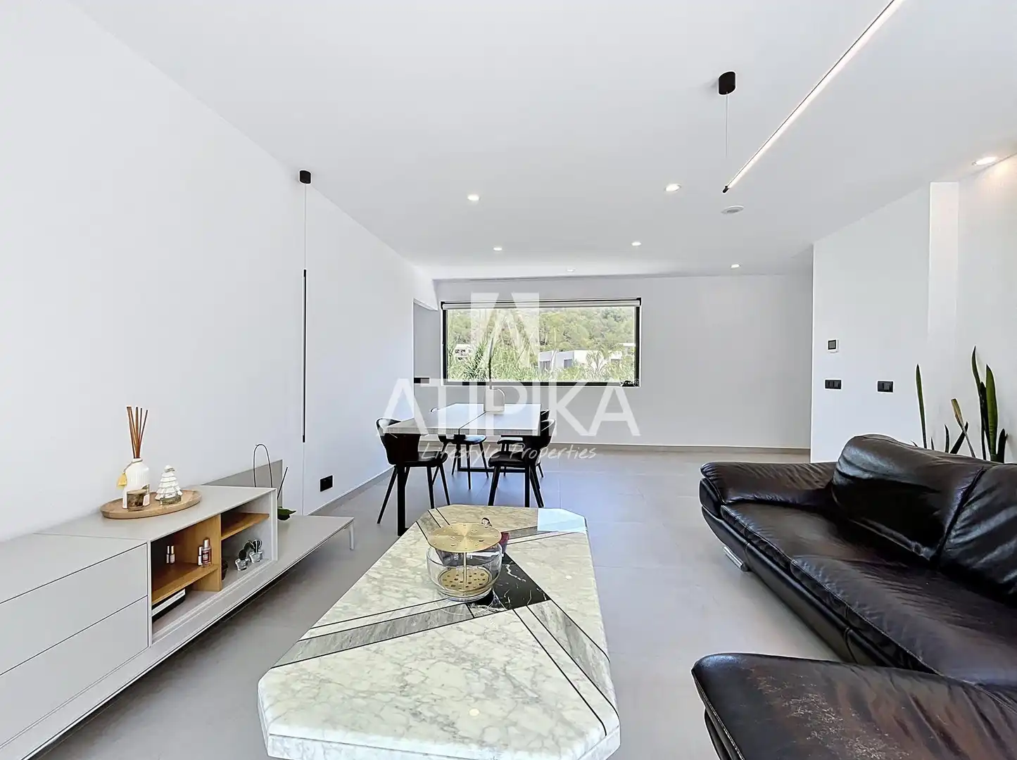 Sala d'estar de Casa o xalet en venda en Sant Pere de Ribes amb Aire condicionat, Calefacció i Piscina