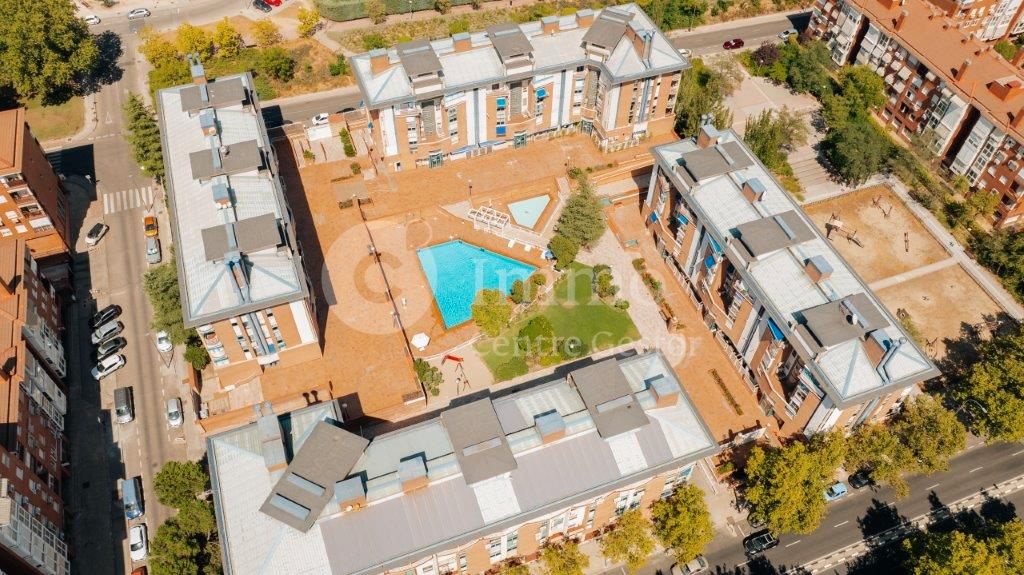 Vista exterior de Pis en venda en  Madrid Capital amb Aire condicionat, Calefacció i Traster