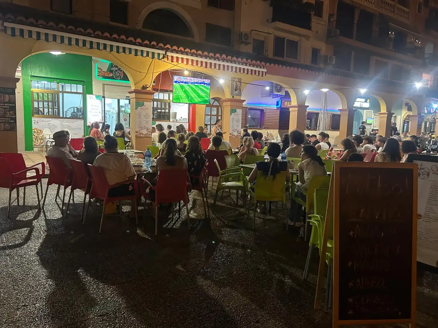 Local comercial en traspàs a Port Saplaya, imagen 2