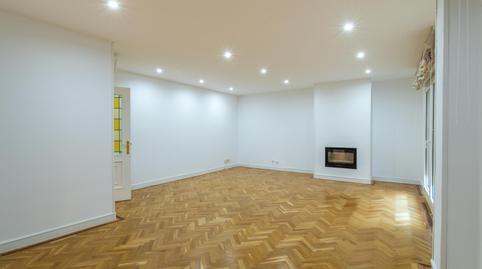 Photo 3 of Apartment to rent in  Calle del Marqués de Portugalete, Concepción,  Madrid Capital