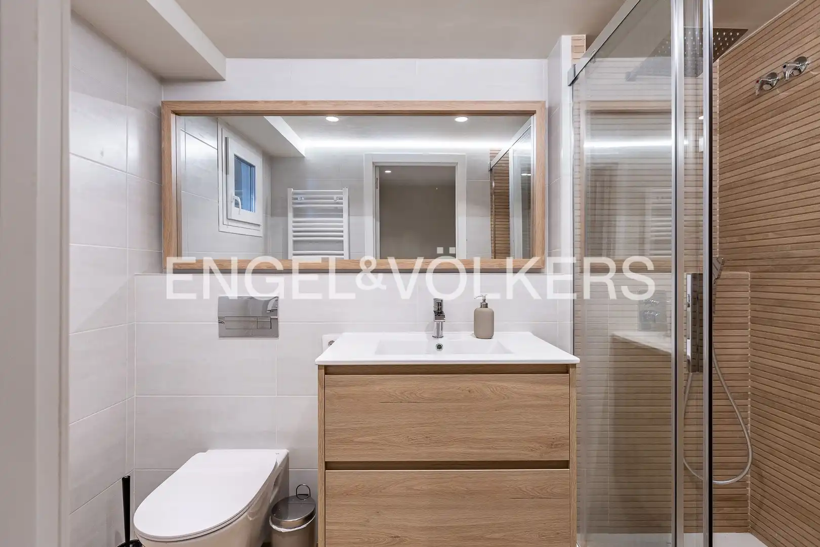 Bany de Casa o xalet de lloguer en Sant Cugat del Vallès amb Aire condicionat, Calefacció i Jardí privat