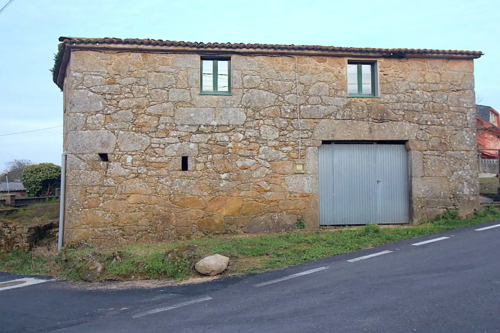 Vista exterior de Casa o xalet en venda en Coirós amb Jardí privat