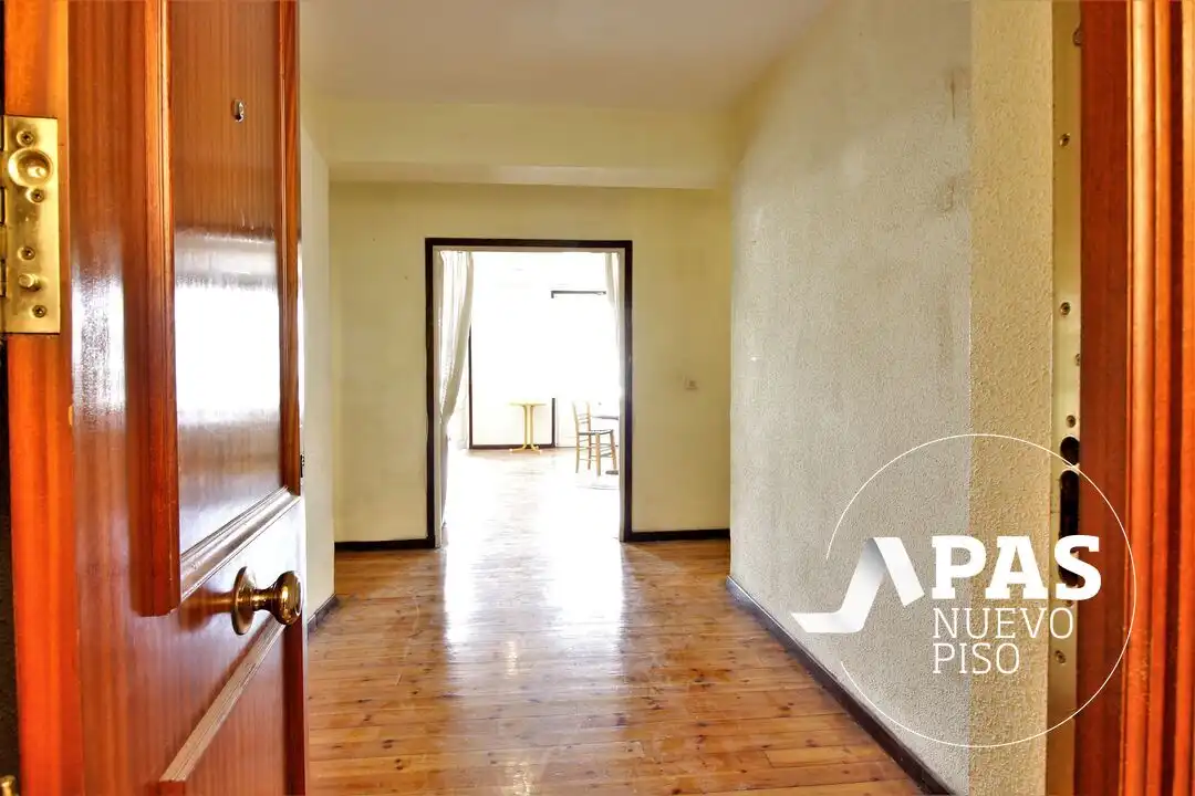 Wohnung zum Verkauf in Santander mit Heizung und Balkon