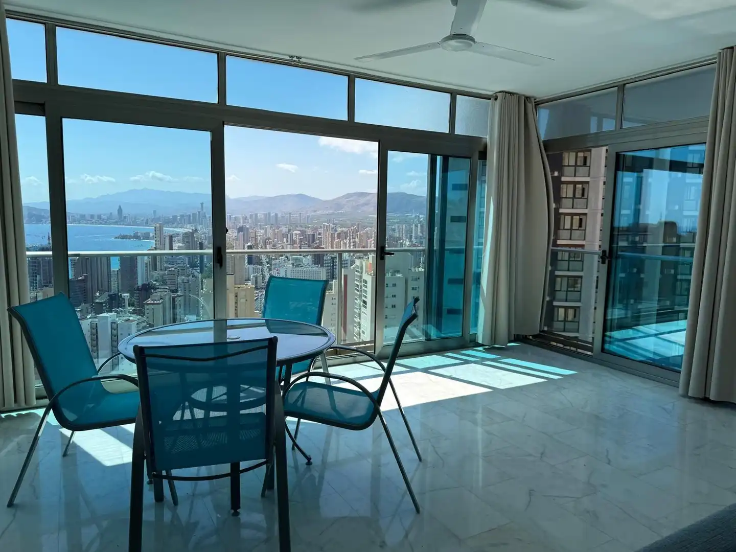 Apartment mit Pool zum Verkauf in Calle Viena, imagen 7