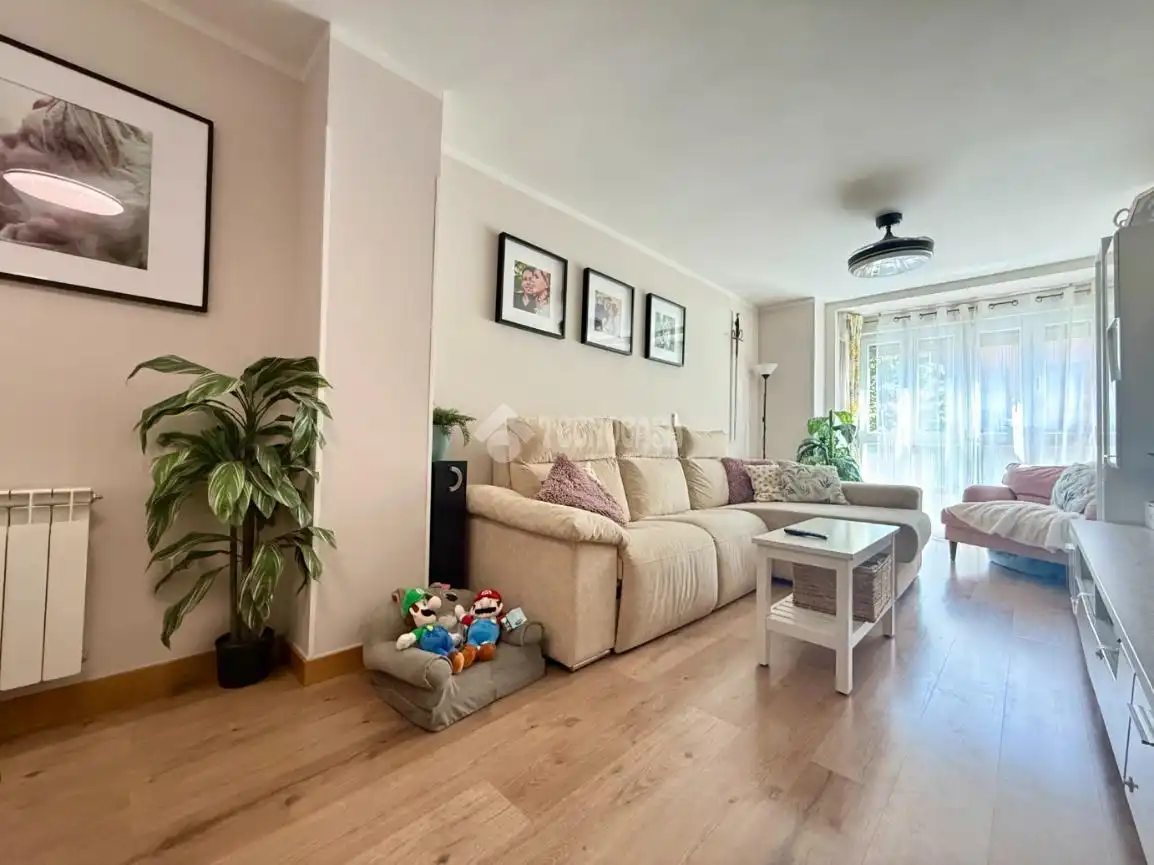 Sala de estar de Piso en venta en Alovera con Aire acondicionado, Calefacción y Terraza