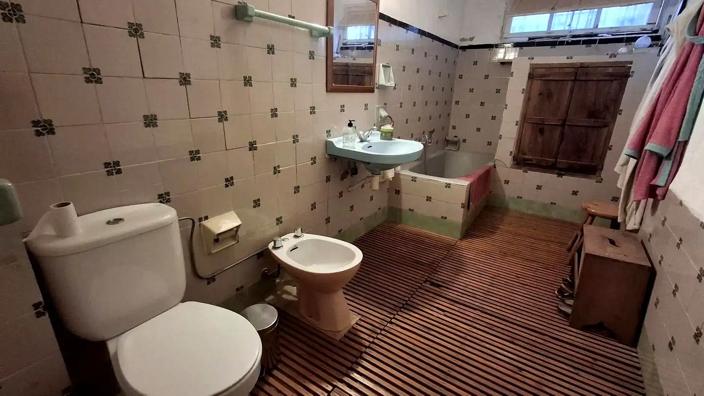 Bany de Finca rústica en venda en Cabanes amb Jardí privat, Terrassa i Piscina