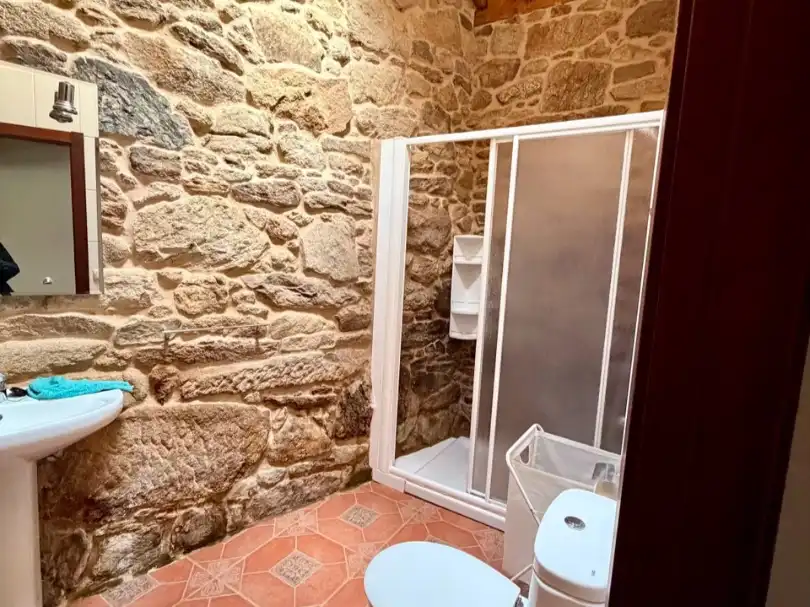 Bathroom of Houses for rent in Palas de Rei, Lugo