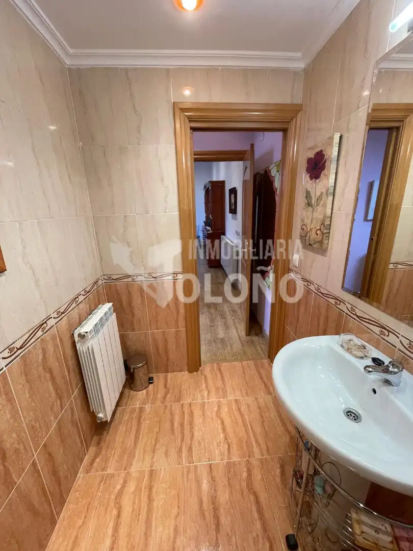 Bany de Dúplex en venda en Haro amb Aire condicionat, Calefacció i Parquet