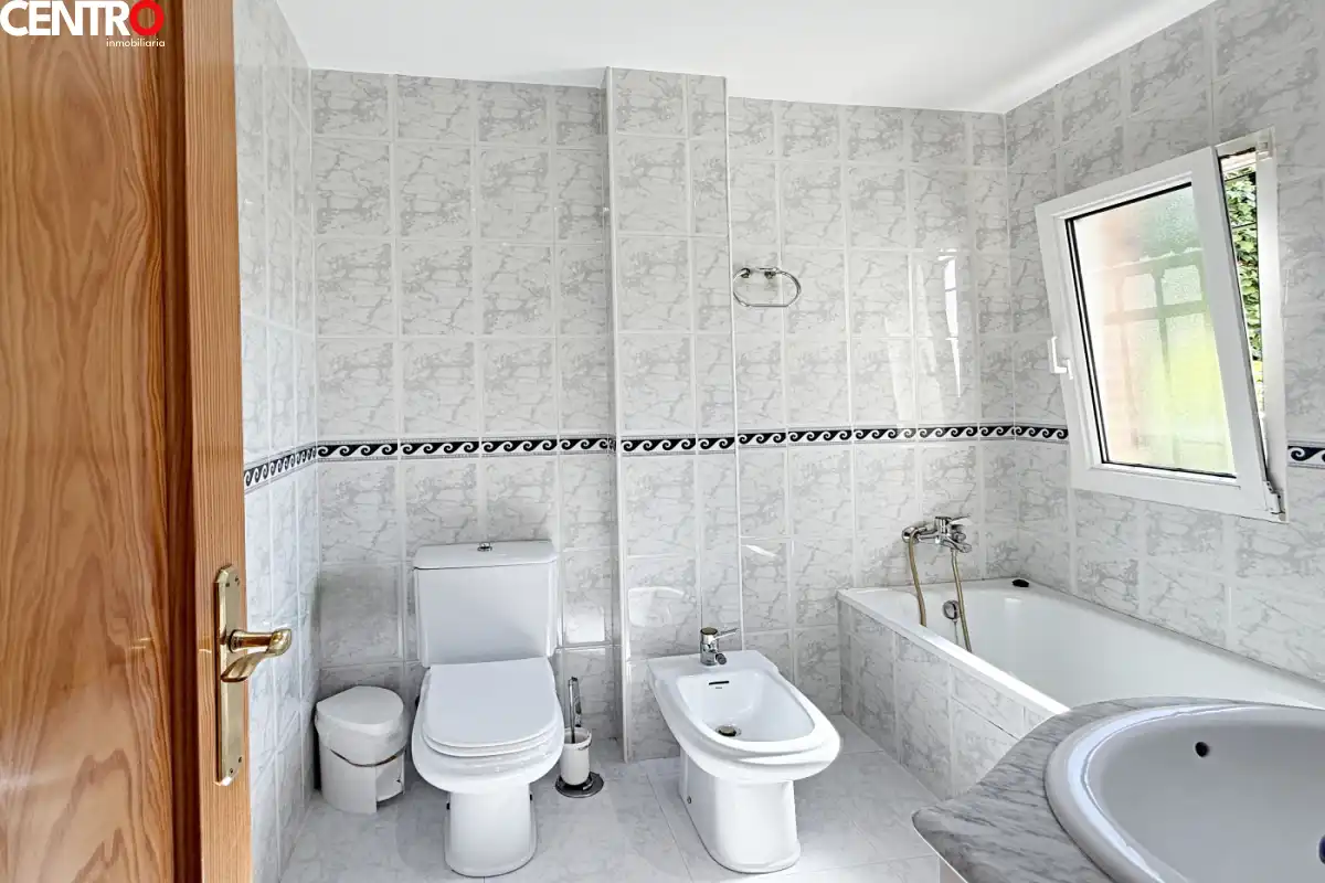 Detached house with garden for sale in Solana, imagen 27