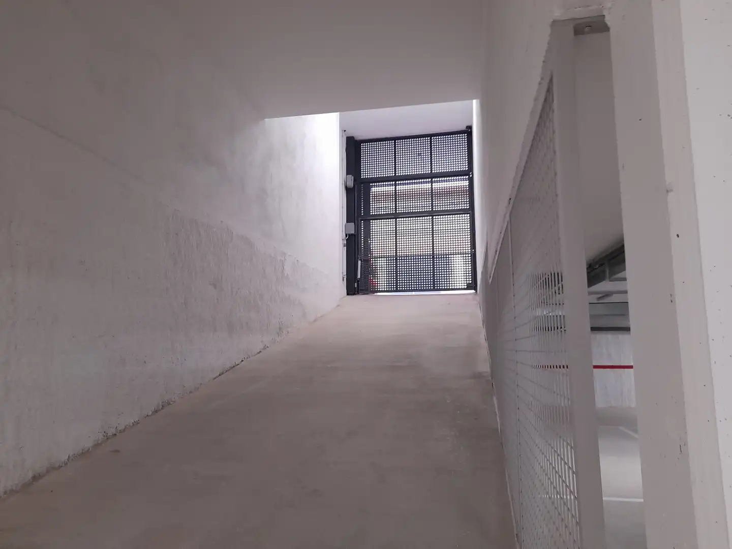 Büro zur Miete in L'Hospitalet de Llobregat mit Klimaanlage, Heizung und Terrasse