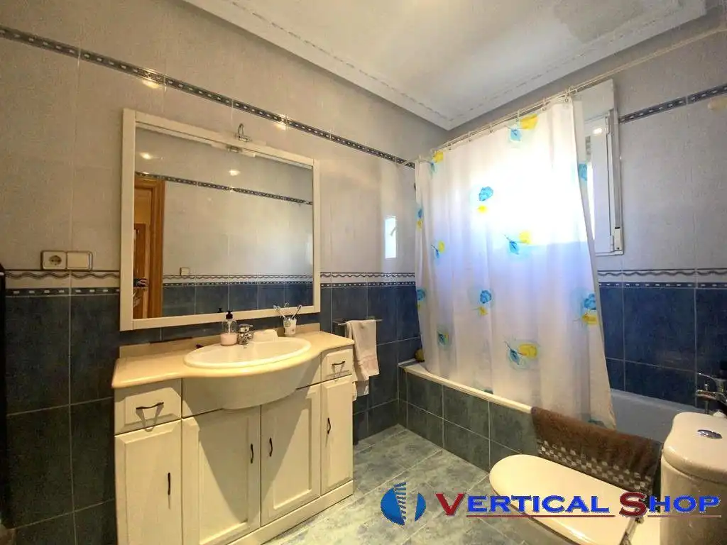Baño de Casa o chalet en venta en Caudete con Aire acondicionado y Calefacción