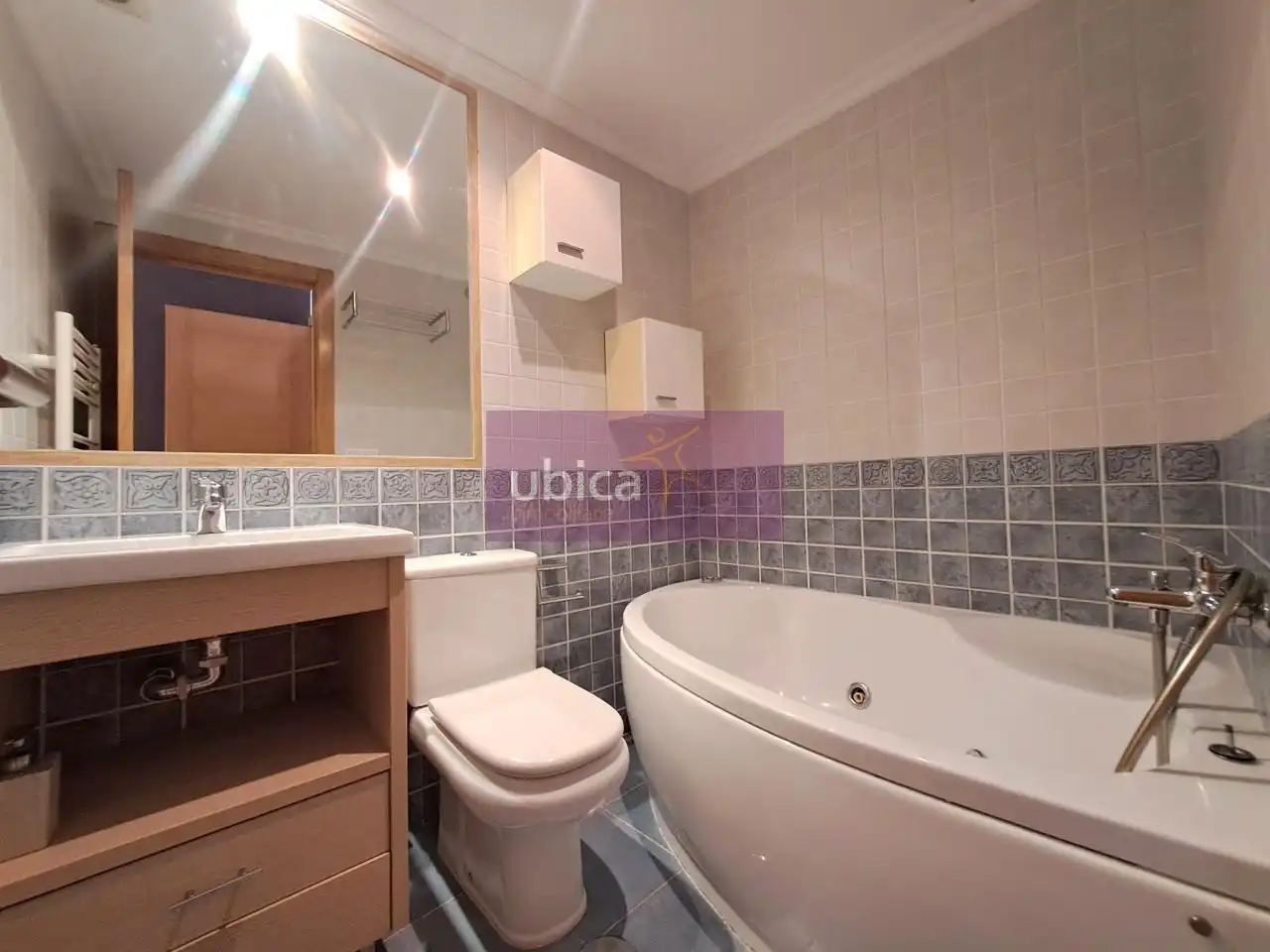 Baño de Piso de alquiler en O Porriño   con Aire acondicionado, Calefacción y Terraza
