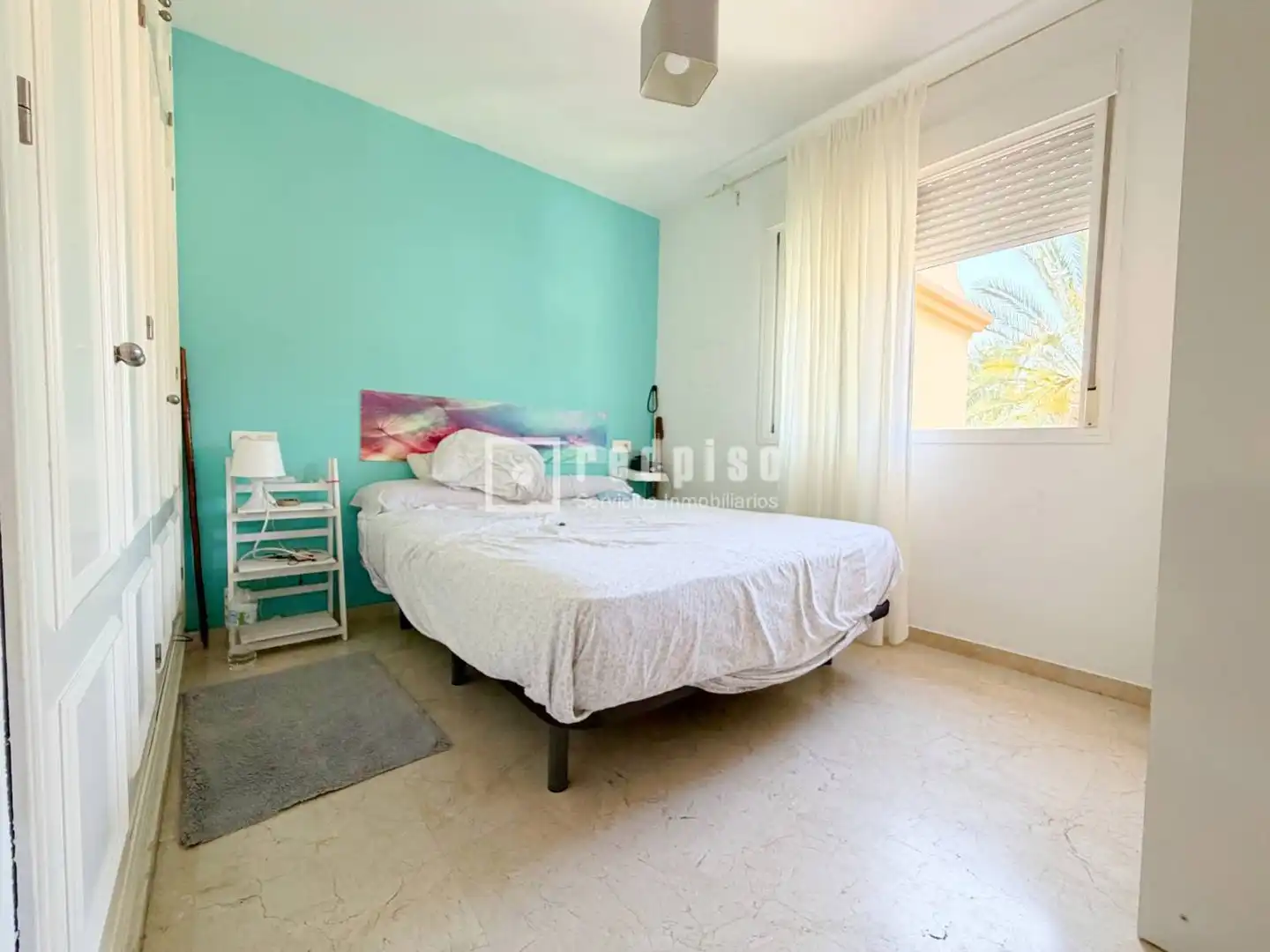 Dormitori de Casa o xalet en venda en Vélez-Málaga amb Jardí privat, Terrassa i Traster