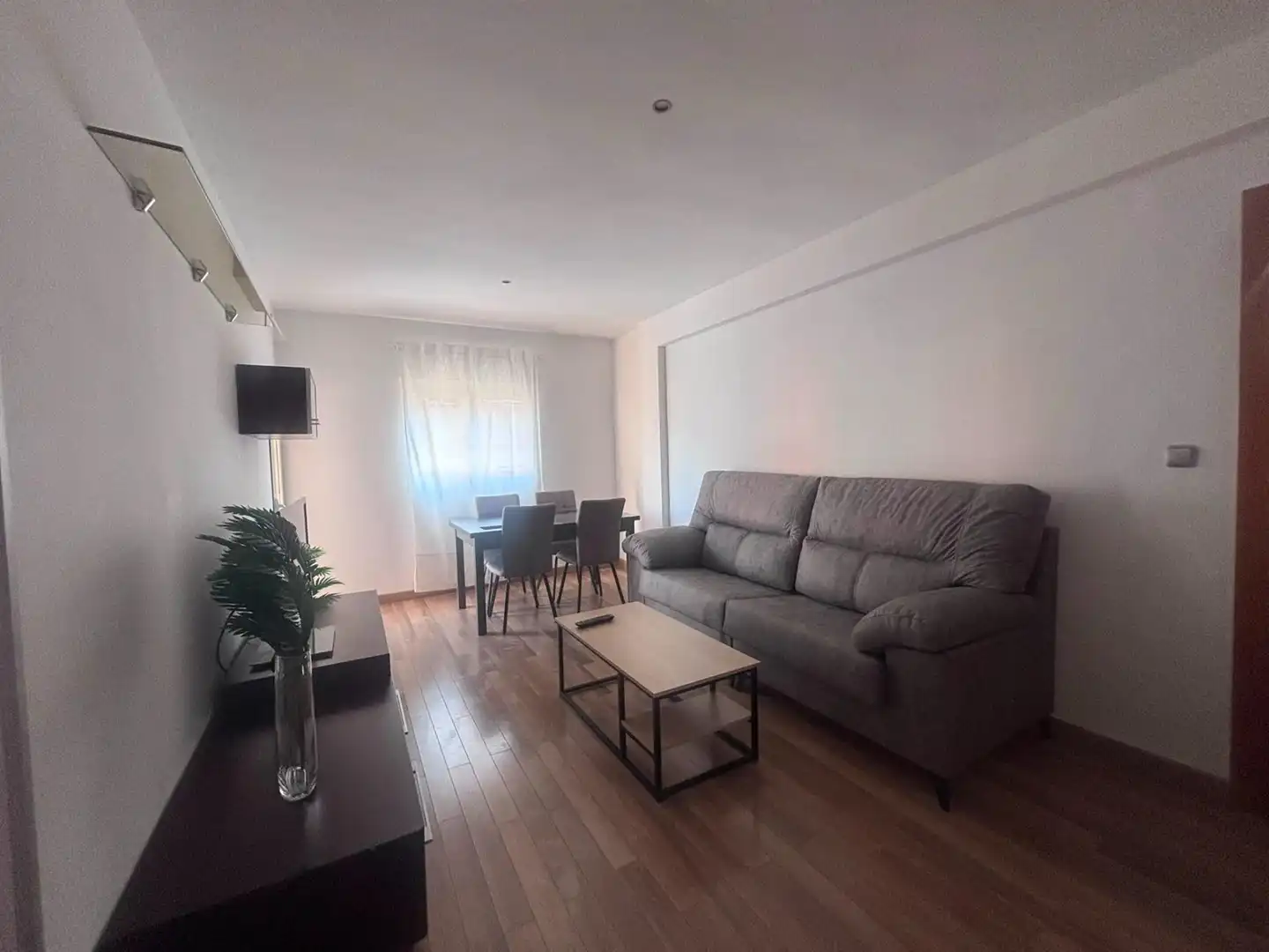Sala de estar de Piso de alquiler en Granada con Terraza y Amueblado