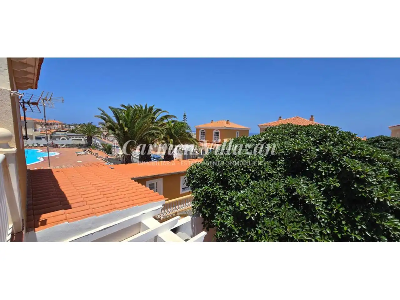 Exterior view of Duplexes for sale in Antigua  with Private garden, Terrace and Furnished